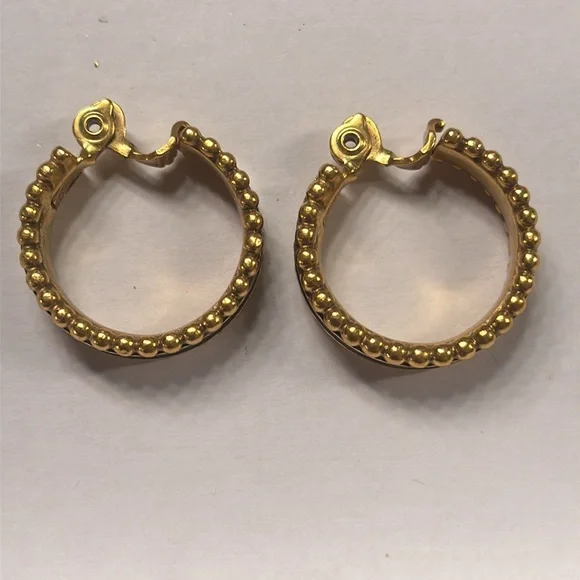 YSL VINTAGE YVES ST LAURENT black and gold clip on hoop earrings NEW CONDITION! - Picture 4 of 13